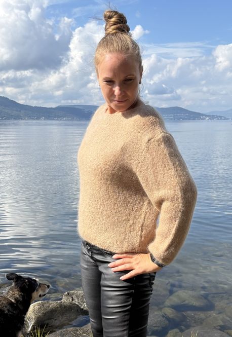 Hovedbilde Varm genser m/mohair Beige