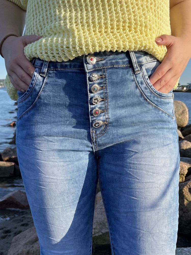 Jewelly jeans